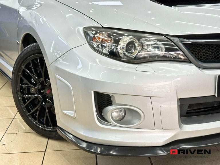 SUBARU WRX STi 2.5 TYPE UK 4DR HATCHBACK + FREE DELIVERY TO YOUR DOOR !