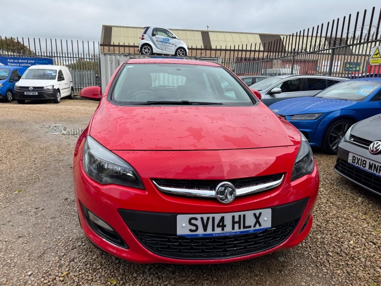 2014 Vauxhall Astra 1.6 16v Excite Euro 5 5dr HATCHBACK Petrol Manual