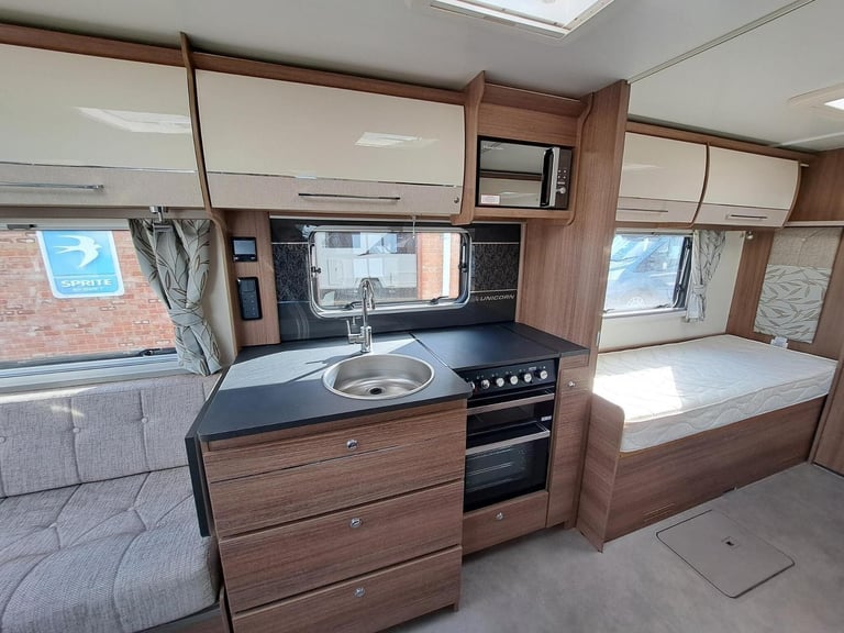 2020 Bailey Unicorn Cadiz Black Edition