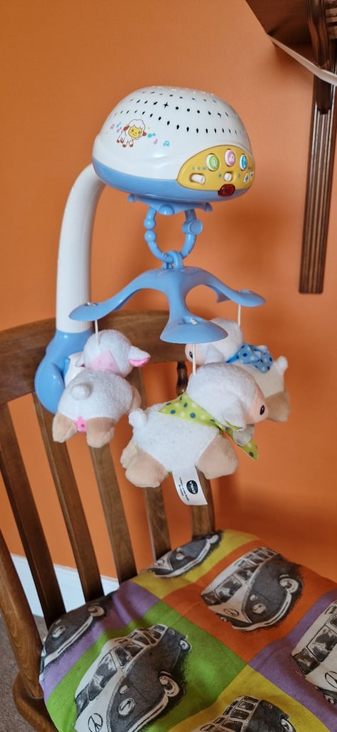 image for LULLABY COT MOBILE. VERY GOOD CONDITION. INC BATTERIES.