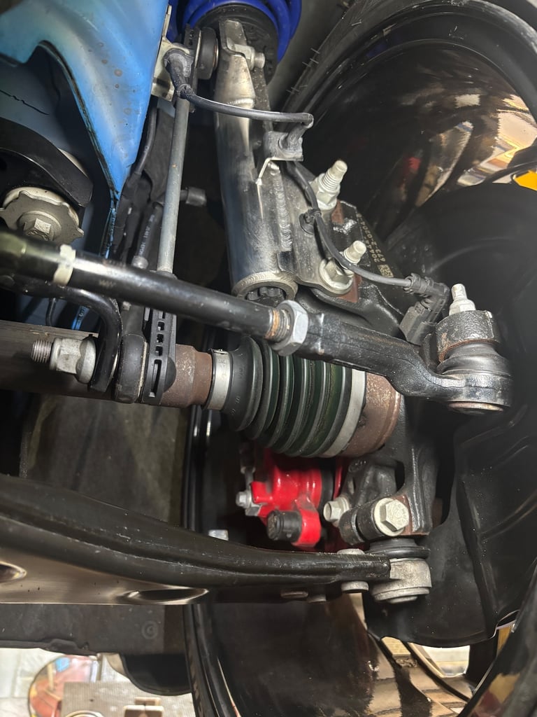 2021 Ford Focus 2.3T EcoBoost ST EDITION. 1 OWNER  ONLY 7 000 MILES  FULL FORD