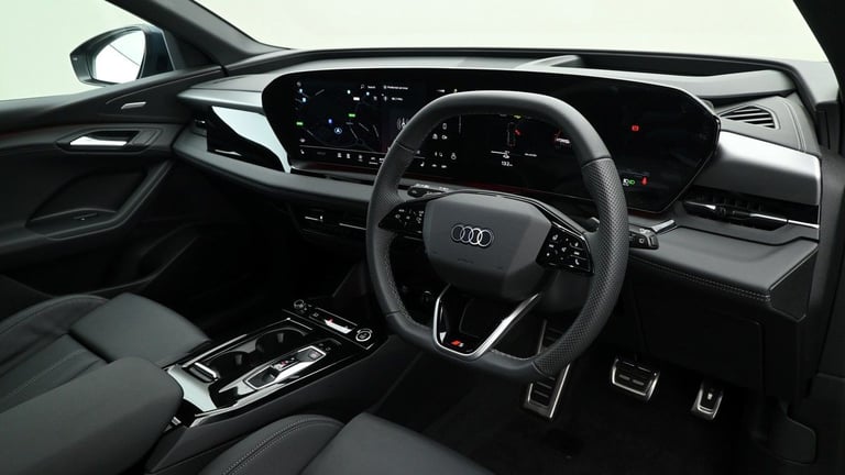 2024 Audi Q6 e-tron 100kWh S line SUV 5dr Electric Auto quattro (388 ps) SUV Electric Automatic