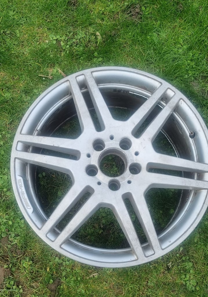 4x MERCEDES AMG A B C E S CLASS VITO VIANO 18" ALLOY WHEELS A2124012302 A2124012402