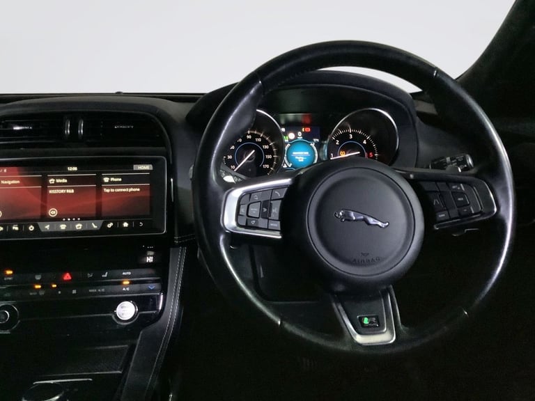 2018 Jaguar F-Pace 2.0 D180 R-Sport SUV 5dr Diesel Auto AWD Euro 6 (s/s) (180 ps) ESTATE Diesel A...