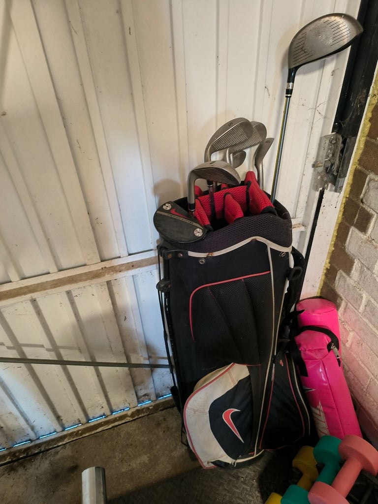 image for Nike golf club set
