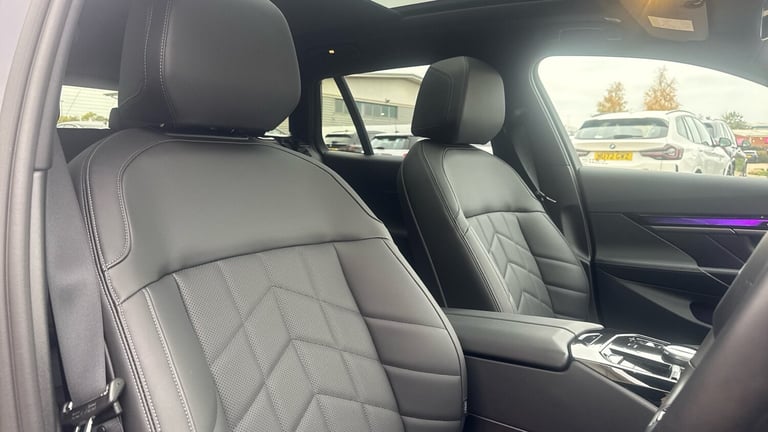 2025 BMW i5 250kW eDrive40 M Sport 84kWh 5dr Auto Electric Estate Estate Electric Automatic