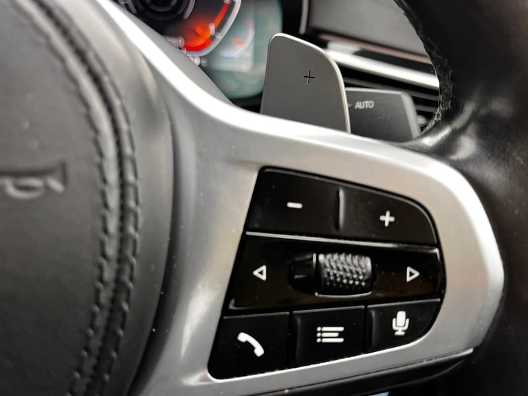 2021 BMW 5 Series 3.0 530d MHT M Sport Steptronic xDrive Euro 6 (s/s) 4dr SALOON Diesel/Electric ...