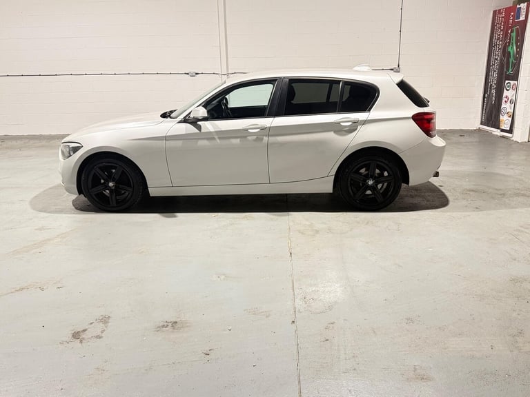 2013 BMW 1 Series 2.0 116d Sport Euro 5 (s/s) 5dr HATCHBACK Diesel Manual