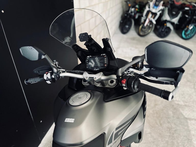 STUNNING 2020/20 DUCATI MULTISTRADA 1260 S GRAND TOUR MOTORCYCLE 