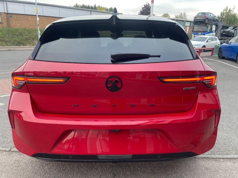 2025 Vauxhall Astra Ultimate 1.2T 145PS MHEV Hybrid e-DCT6 Auto HATCHBACK Petrol/Electric Hybrid ...