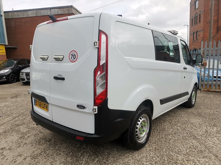 2018 Ford Transit Custom 2.0 TDCi 105ps Low Roof D/Cab Van PANEL VAN Diesel Manual