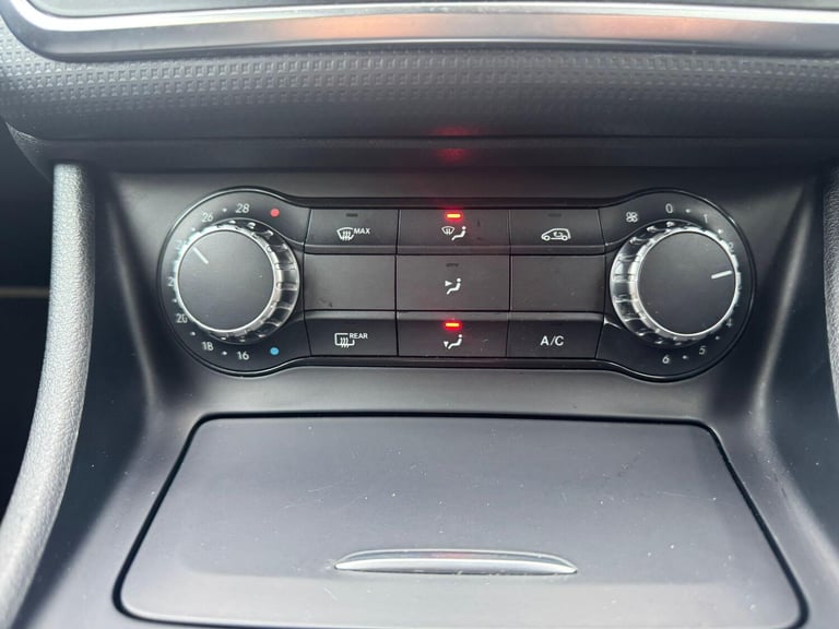 2015 Mercedes-Benz A-Class A180 SE 5dr Auto HATCHBACK PETROL Automatic