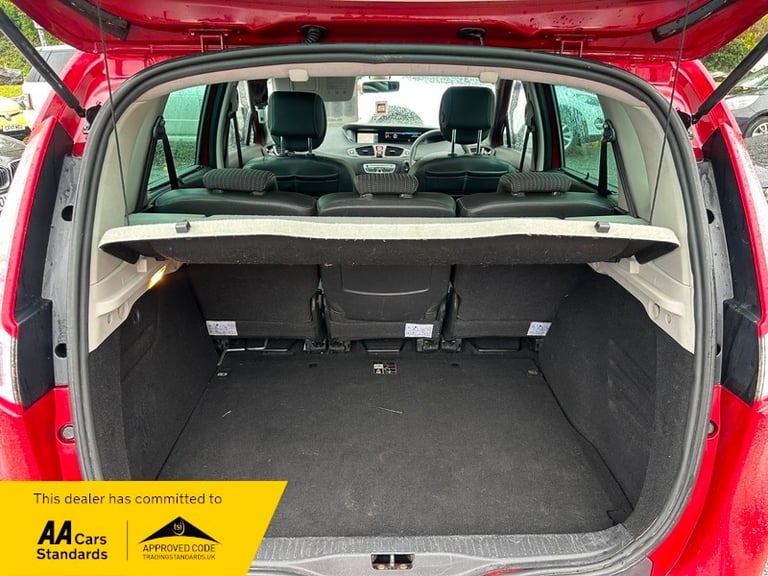 2012 Renault Scenic DYNAMIQUE TOMTOM DCI MPV Diesel Manual