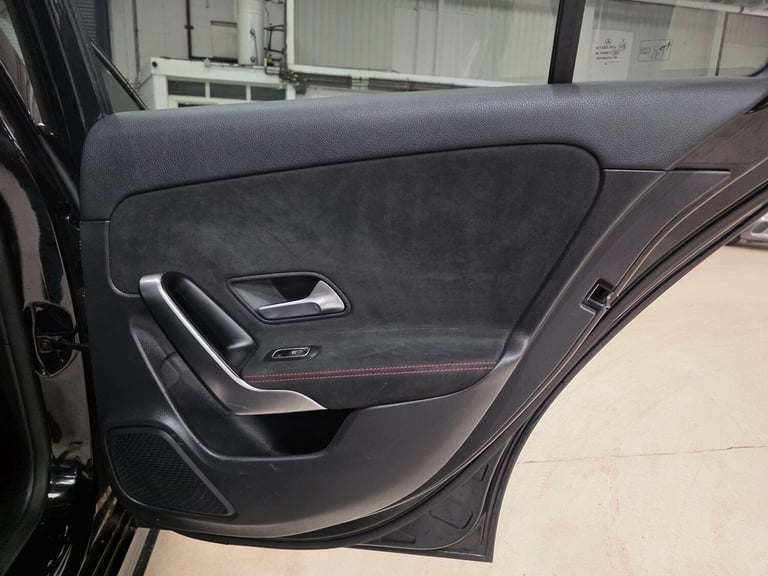 2020 Mercedes-Benz A-Class 1.3 A200 AMG Line 7G-DCT Euro 6 (s/s) 4dr SALOON Petrol Automatic