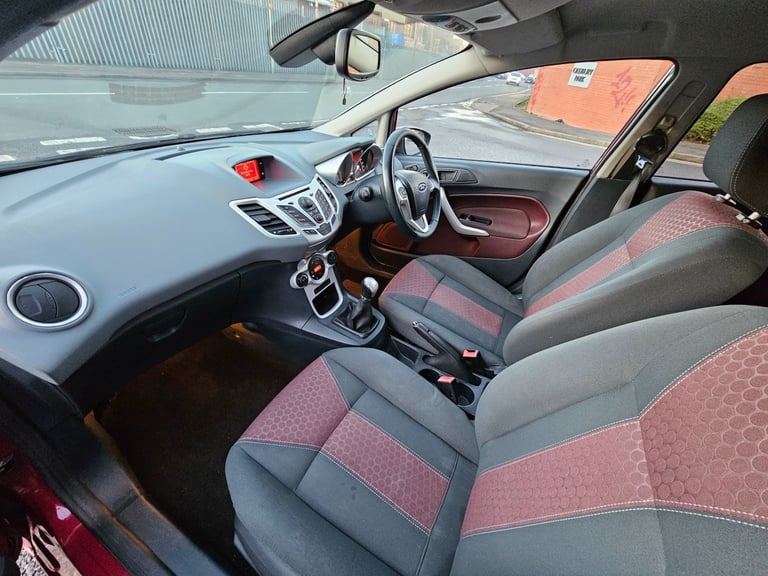 2009 Ford Fiesta 1.6 Titanium 5dr HATCHBACK Petrol Manual - Image 14