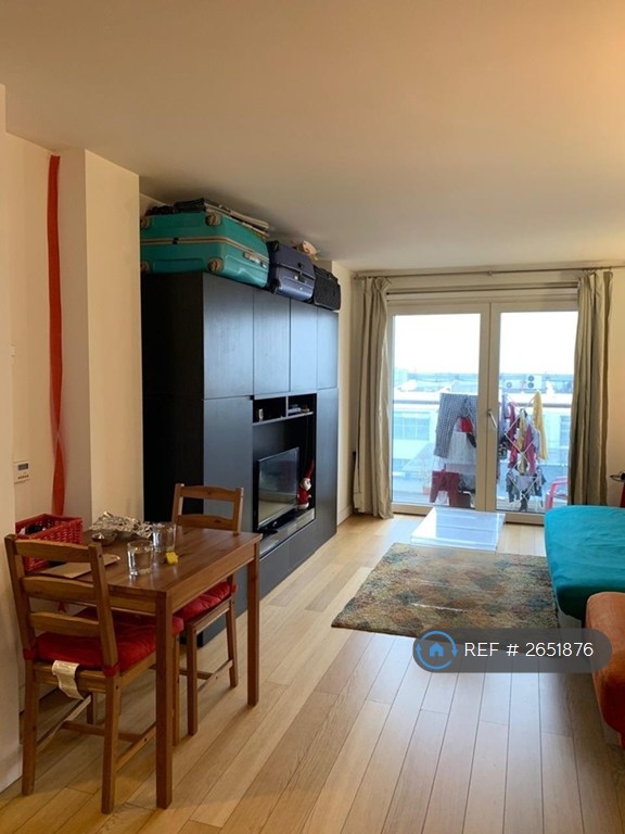 1 bedroom flat in Forum House, Wembley, HA9 (1 bed) (#2651876)