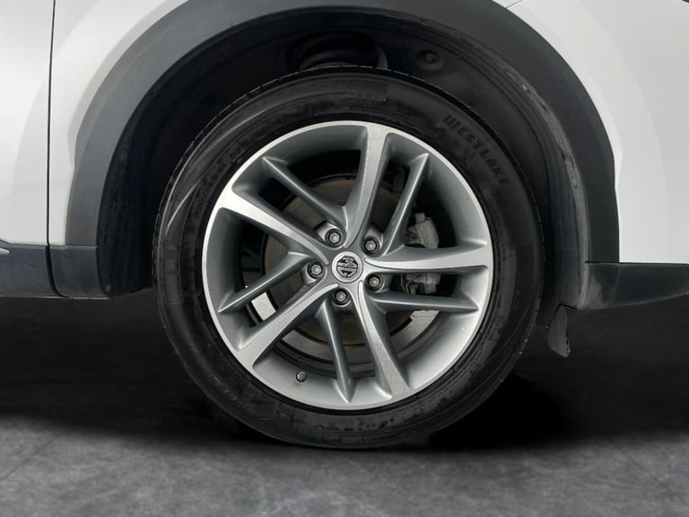 2022 MG MG HS 1.5 T-GDI Exclusive SUV 5dr Petrol Manual Euro 6 (s/s) (162 ps) - LED - REV Suv Pet...