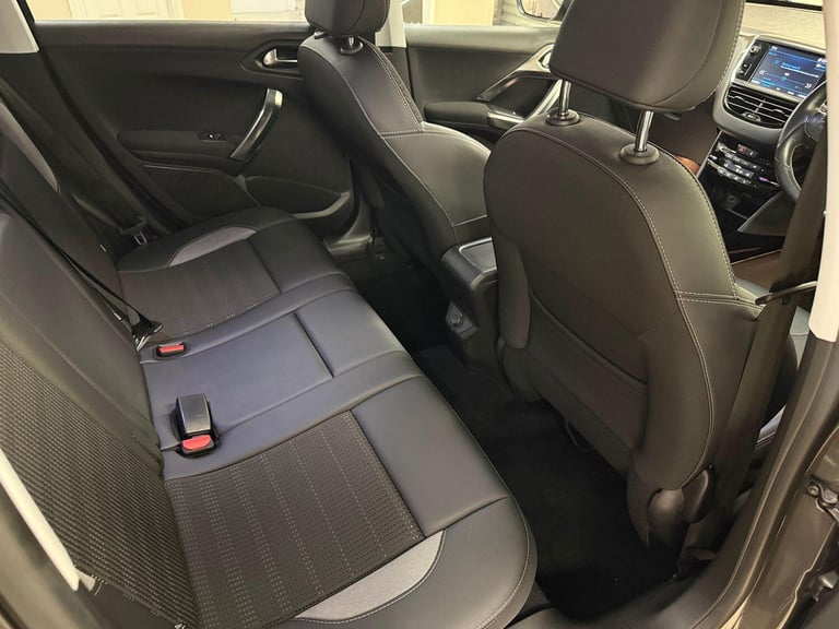 PEUGEOT 2008 1.2 PureTech GPF Allure Grey Manual Petrol WARRANTY 12 MONTHS MOT