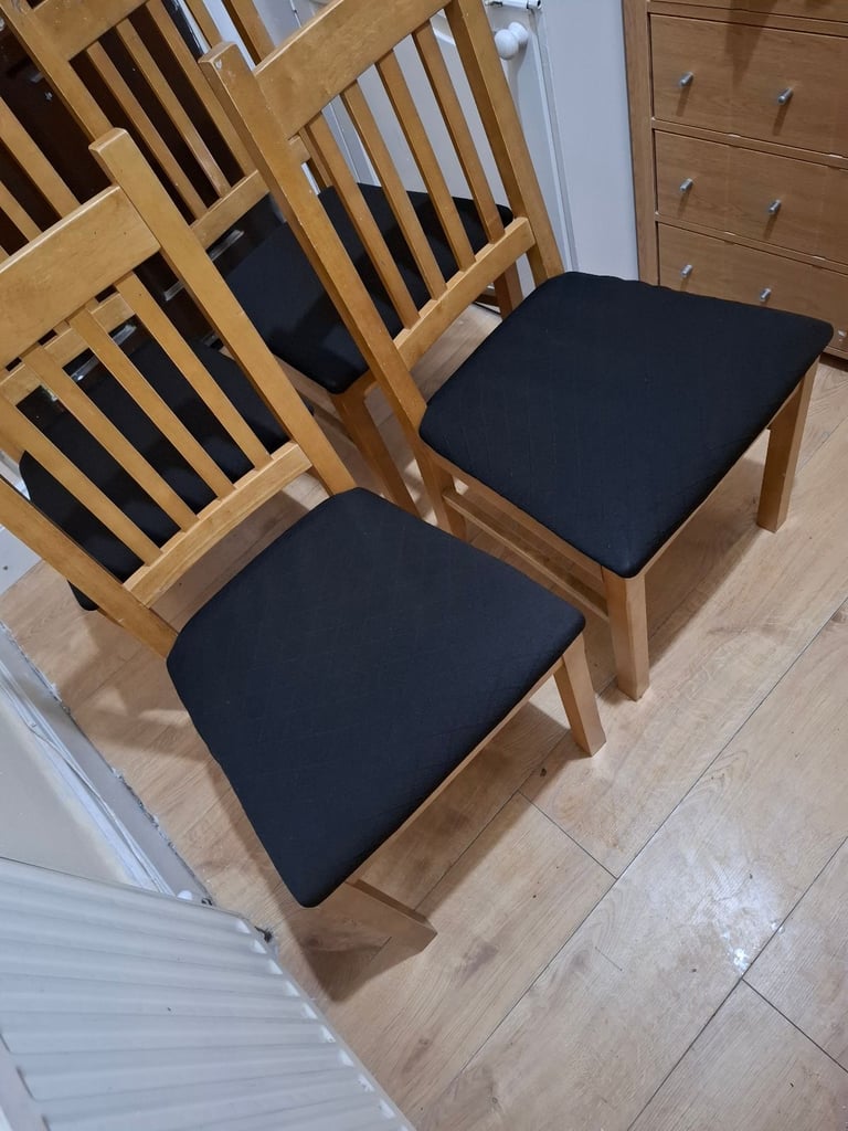 x4 Solid Wooden Dining Chairs [ALL 4 FOR £50] (SAME DAY DELIVERY AVAILABLE)