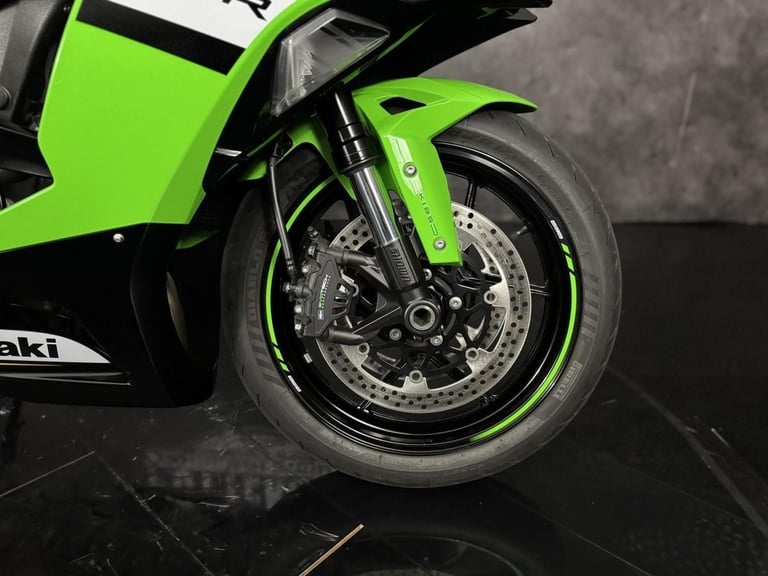 Kawasaki Ninja ZX6R Performance Edition 2025