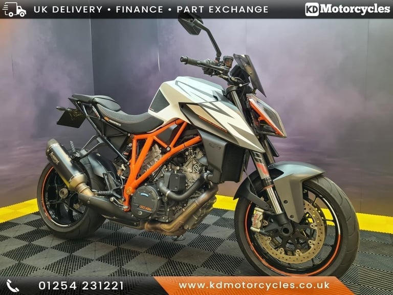 image for KTM 1290 Super Duke R, 2019 performance pack, Akrapovic exhaust