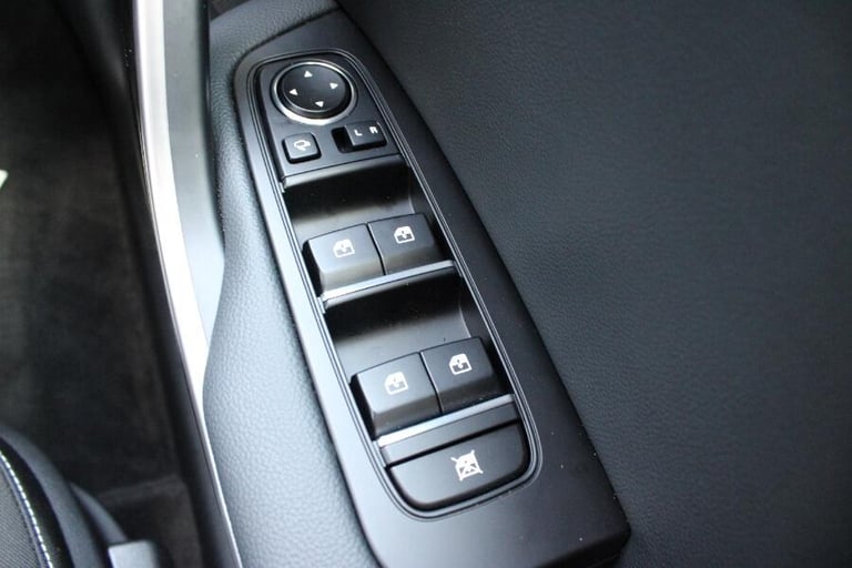 2025 Kia Ceed 1.5 T Gdi Gt Line Hatchback 5dr Petrol Dct Euro 6 (s/s) (138 Bhp) HATCHBACK Petrol ...