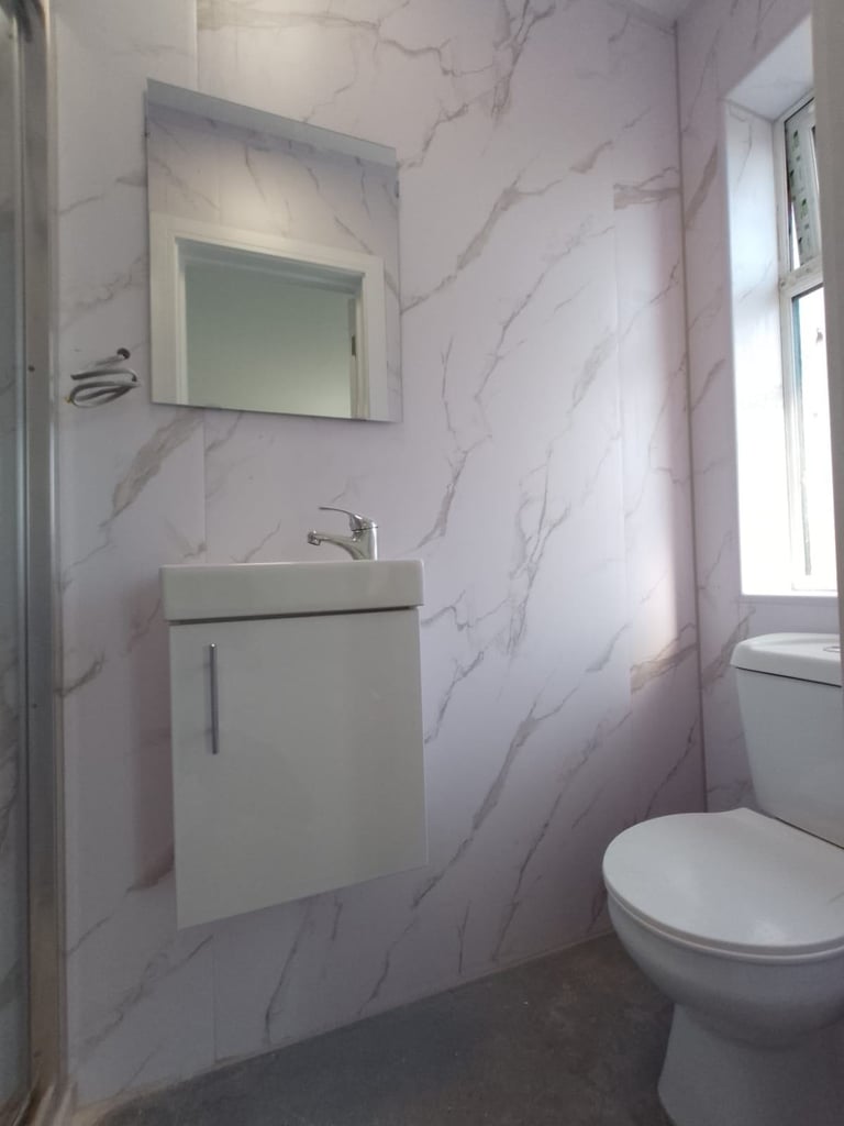 Studio to rent in Richmond Upon Thames area, (TW12 2QT) DSS welcome (over 35 years)