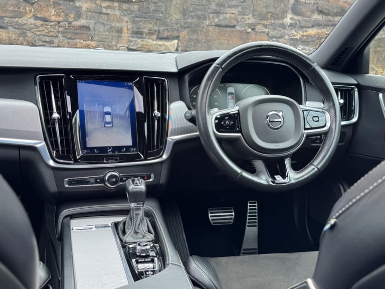 2018 Volvo S90 2.0 D5 PowerPulse R-Design Auto AWD Euro 6 (s/s) 4dr SALOON Diesel Automatic