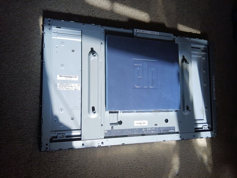 Elo 32inch Touchscreen Display