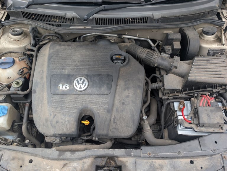 Volkswagen, GOLF, Estate, 2004, Other, 1595 (cc), 5 doors