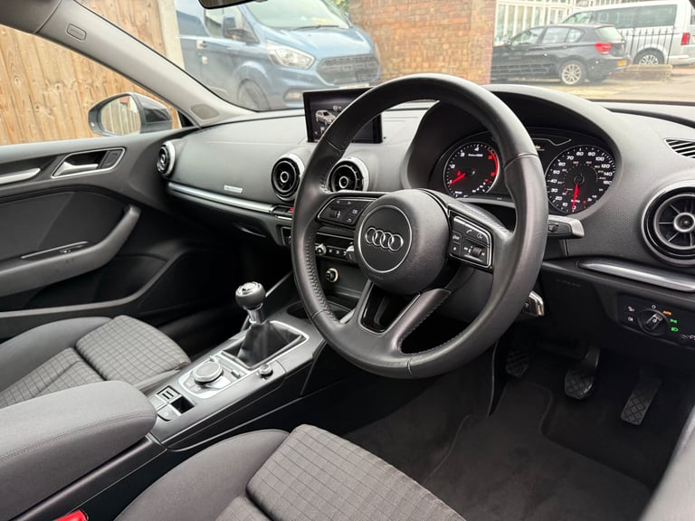 Audi A3 Sport, Hatchback, 2016, Manual, 1598 (cc), 5 doors