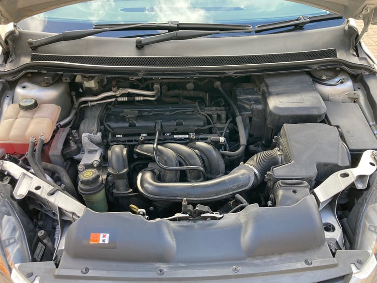 Ford, FOCUS, Hatchback, 2010, Manual, 1596 (cc), 5 doors