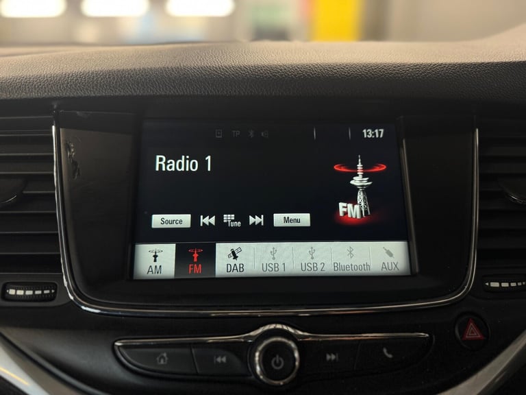 2016 Vauxhall Astra 1.0i Turbo ecoFLEX Design Euro 6 (s/s) 5dr HATCHBACK Petrol Manual