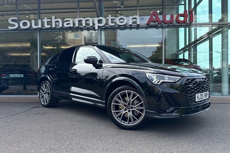 2025 Audi Q3 2.0 TDI 40 Black Edition Sportback 5dr Diesel S Tronic quattro Euro 6 (s/s) ESTATE D...