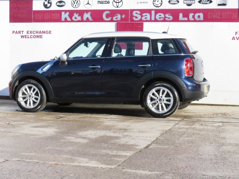 2015 MINI Countryman 1.6 Cooper 5dr Auto HATCHBACK PETROL Automatic