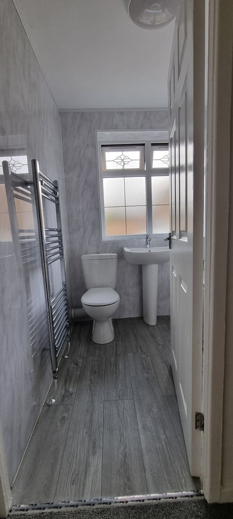 Fully Renovated 3-Bedroom Semi in Chadderton – Available Immediately