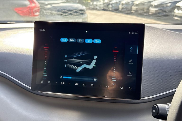 2025 BYD Dolphin 43.2kWh Comfort Hatchback 5dr Electric Auto (154 ps) HATCHBACK Electric Automatic