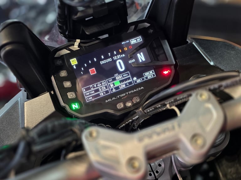 2017/67 DUCATI MULTISTRADA 1200 ENDURO 8,500 MILE'S 