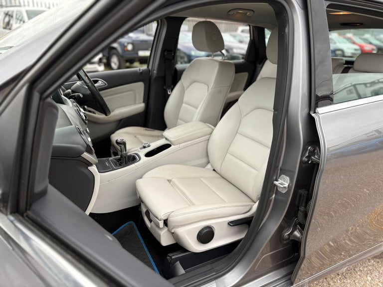 2016 Mercedes-Benz B-Class B180d Sport Executive 5dr MPV Diesel Manual