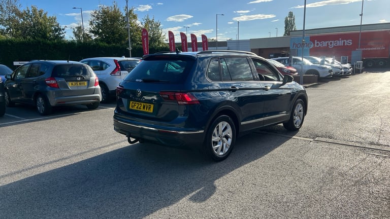 2022 Volkswagen Tiguan 2.0 TDI Life 5dr DSG Diesel Estate Estate Diesel Automatic