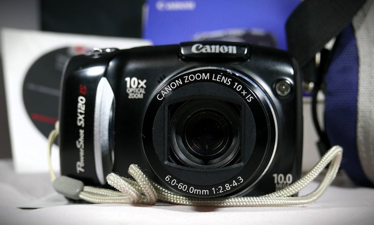 Canon Powershot SX120 IS excellent condition and includes GEM case