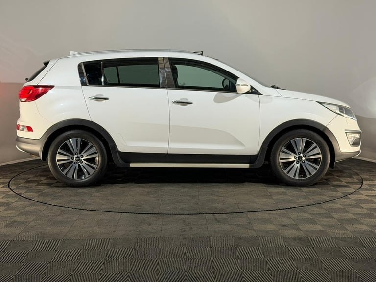 WHITE 2015 KIA SPORTAGE 3 SAT NAV ISG 1.7 DIESEL CRDI SUV 2 PREVIOUS OWNERS