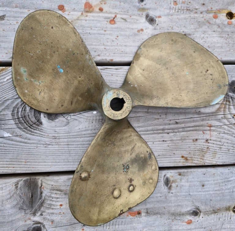 image for Used 3 Blade Boat Propeller Brass V 16 x 12 C20519