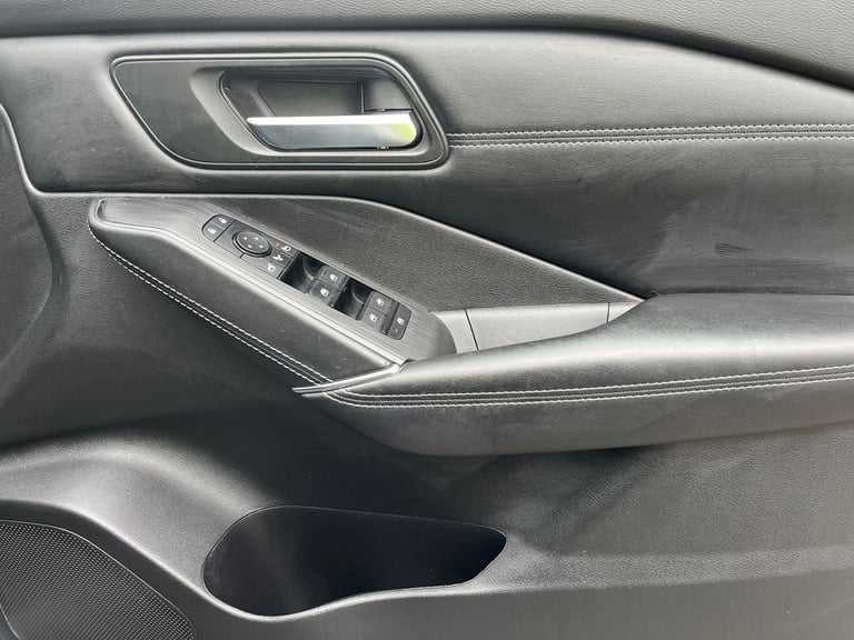  Nissan Qashqai 1.3 Dig T Mhev N Connecta Suv 5dr Petrol Hybrid Manual Euro 6