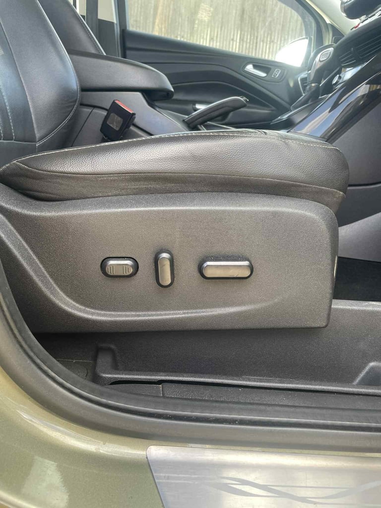 2014 Ford Kuga 2.0 TDCi 163 Titanium X 5dr Powershift HATCHBACK Diesel Automatic