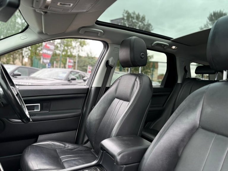 2017 Land Rover Discovery Sport 2.0 TD4 HSE Black SUV 5dr Diesel Auto 4WD Euro 6 (s/s) (180 ps) E...