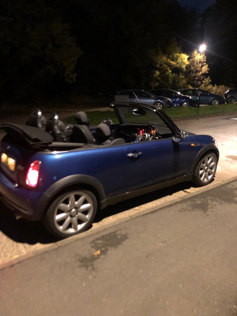 Mini, CONVERTIBLE, Convertible, 2006, Manual, 1598 (cc), 2 doors