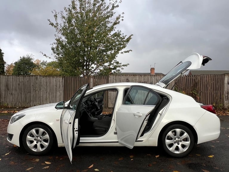 2018 Vauxhall Insignia HATCHBACK Diesel Manual