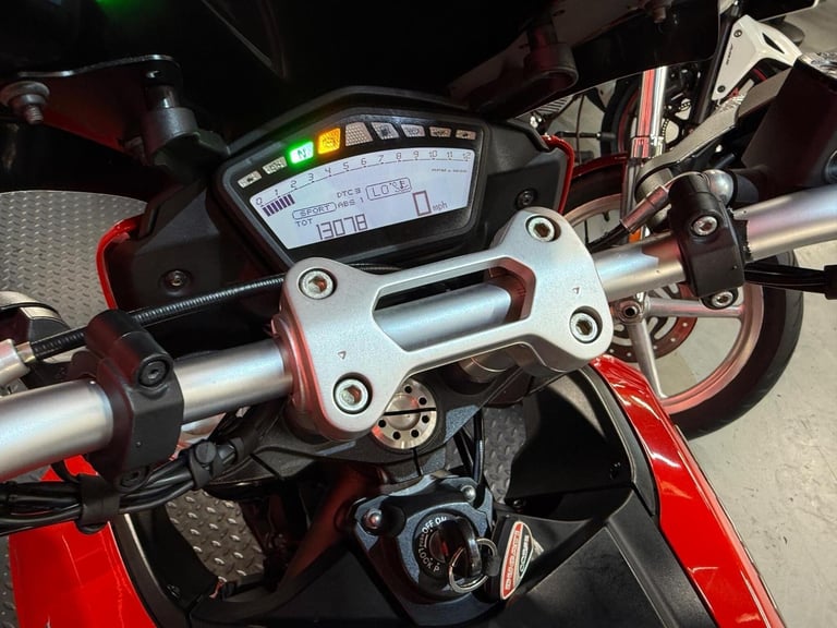 2015 Ducati Hyperstrada 821 821 Euro 3