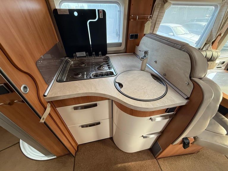 Hymer B698 4 Berth Rear Fixed Island Bed Motorhome For Sale 